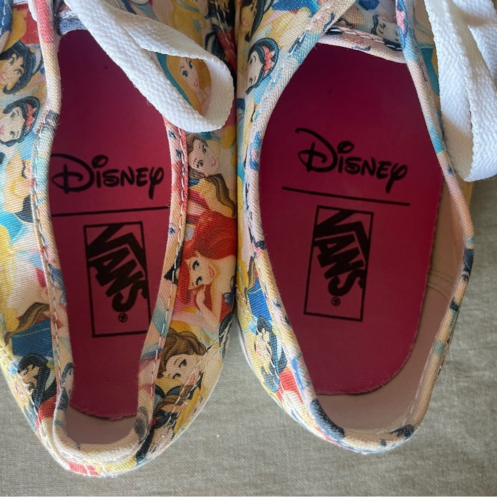 Vans x Disney Princess HTF Women’s Size 9.5 + Glitter Coated - Picture 11 of 12